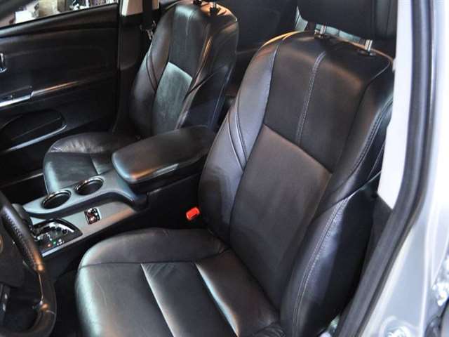 2013 Toyota Avalon XLE 4dr Sedan